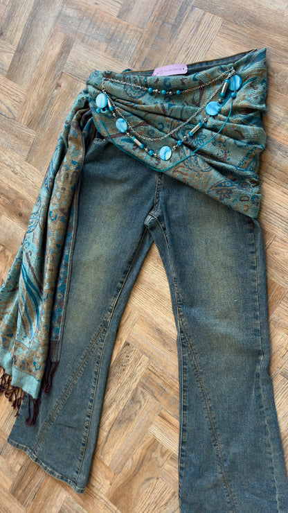 Reworked Vintage Jeans 🔮