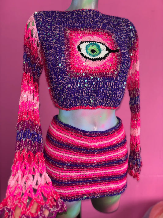 Crochet eye top size small - THE MAGIC LABEL