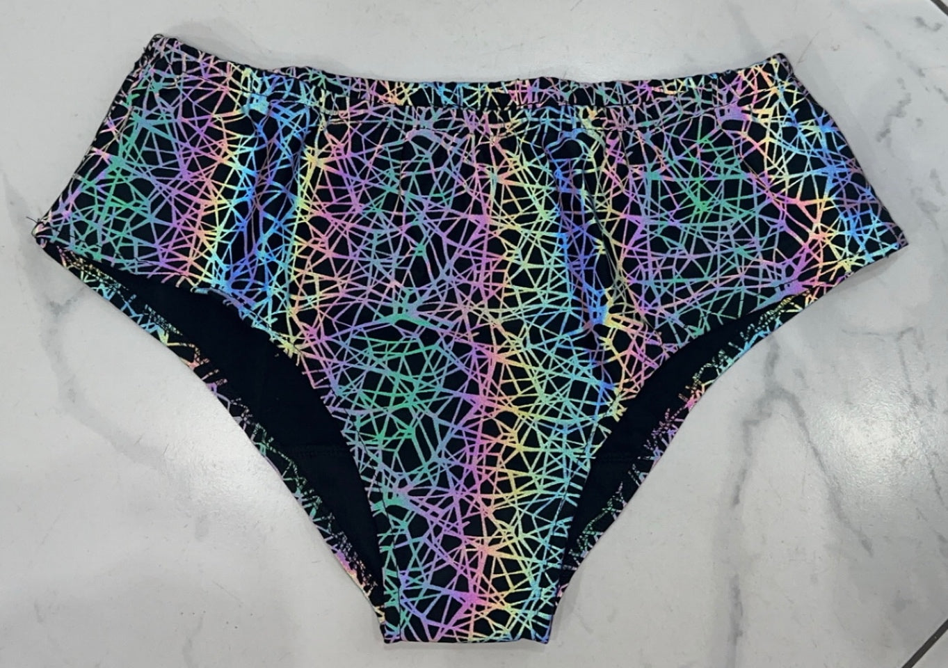Graffiti Triangle bikini Medium (10)