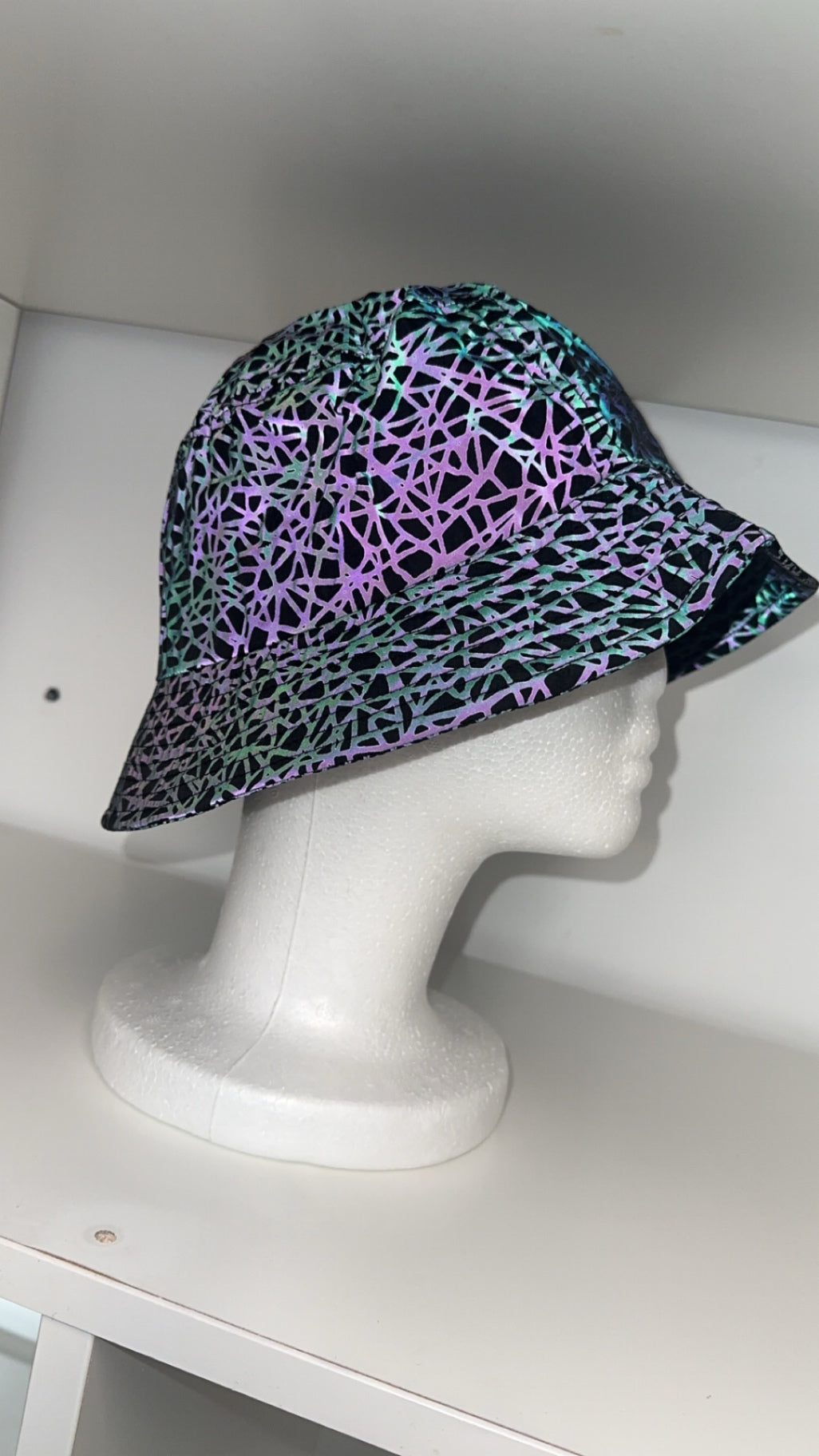 Grafiti line bucket hat 