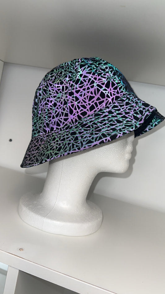 Grafiti line bucket hat 