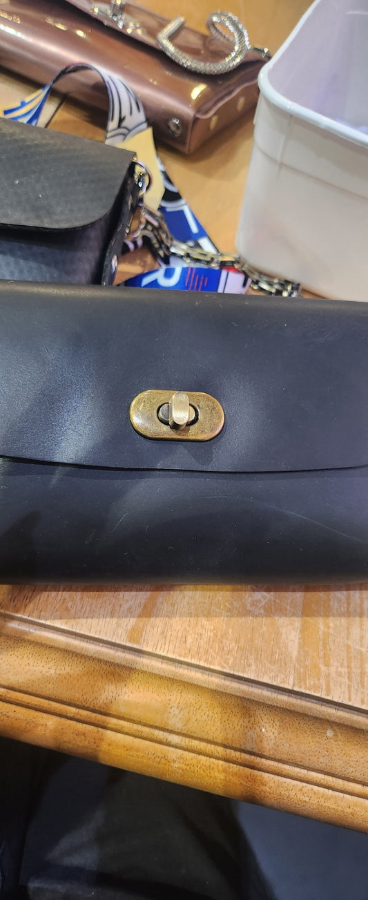 Leather bag handmade