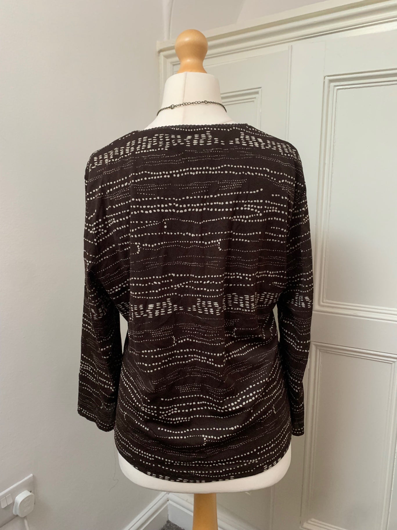 vintage brown button top