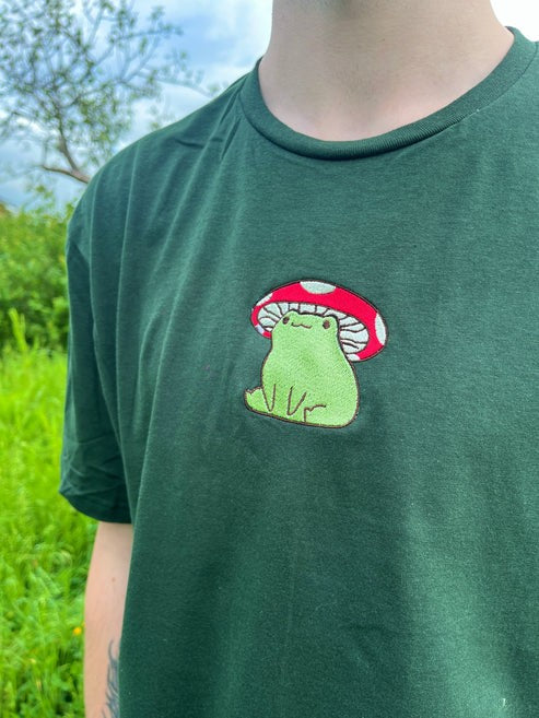 Unisex Toadstool Embroidered T-Shirt - SMALL