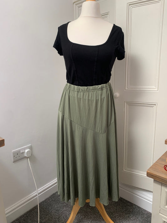 green afibel skirt 