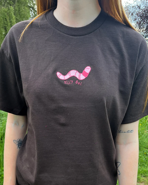 Unisex Silly Boi Worm Embroidered T-Shirt - MEDIUM