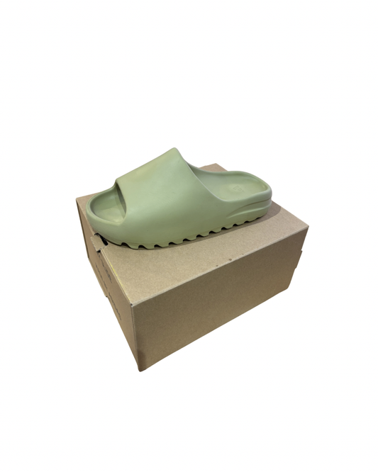 Adidas YZY Slide Used