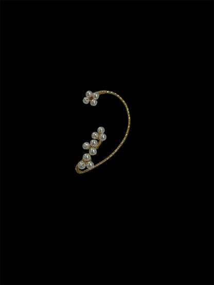 Pearl Warp Ear Cuff
