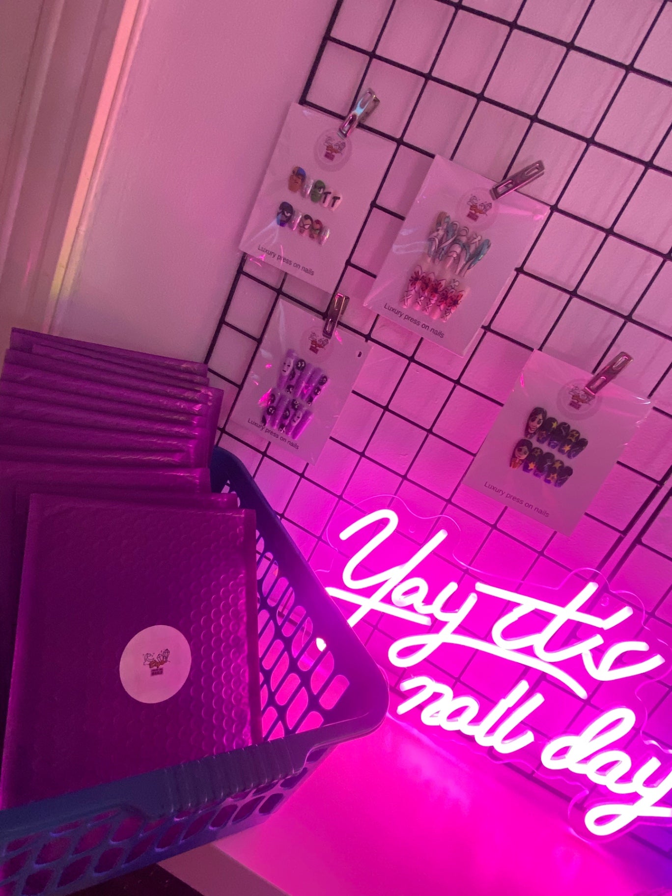 XS Press on Nails Mystery Bag