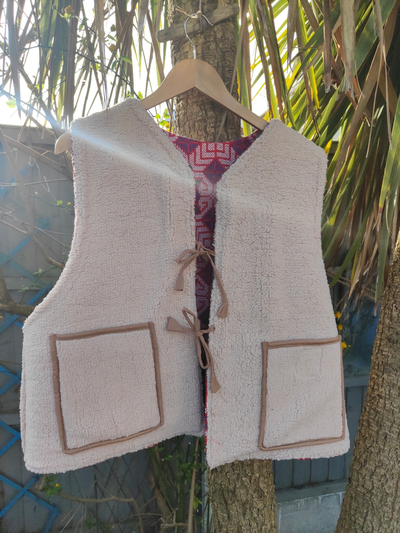 Woodstock Reversible Gilet - Vintage kantha fabric