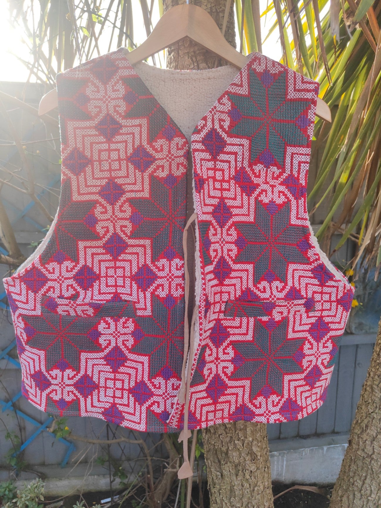 Woodstock Reversible Gilet - Vintage kantha fabric