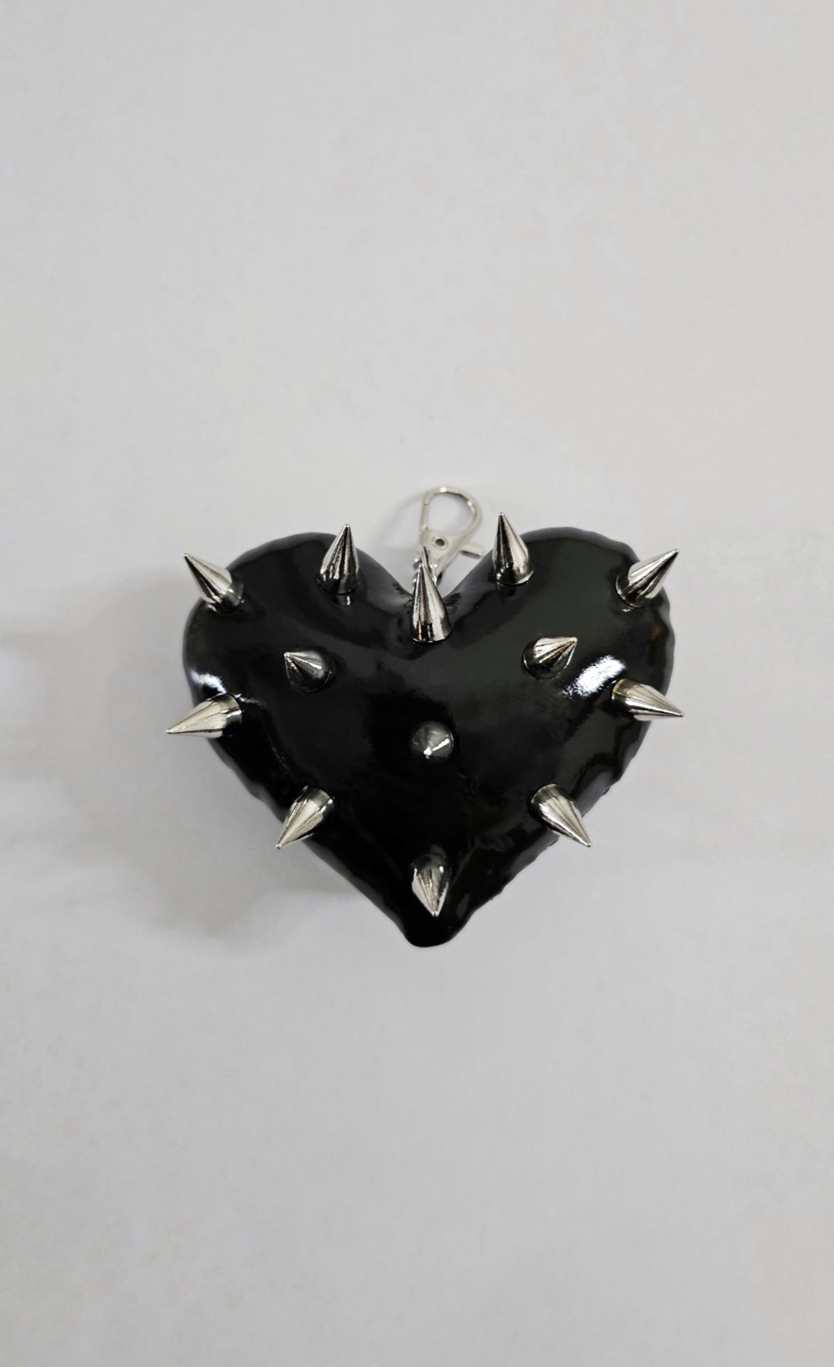 Mini Mini Spiked Heart Charm