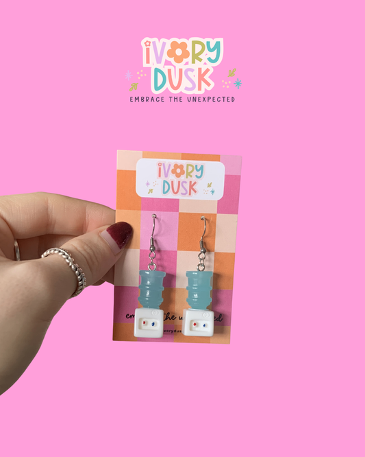 Water dispenser earrings