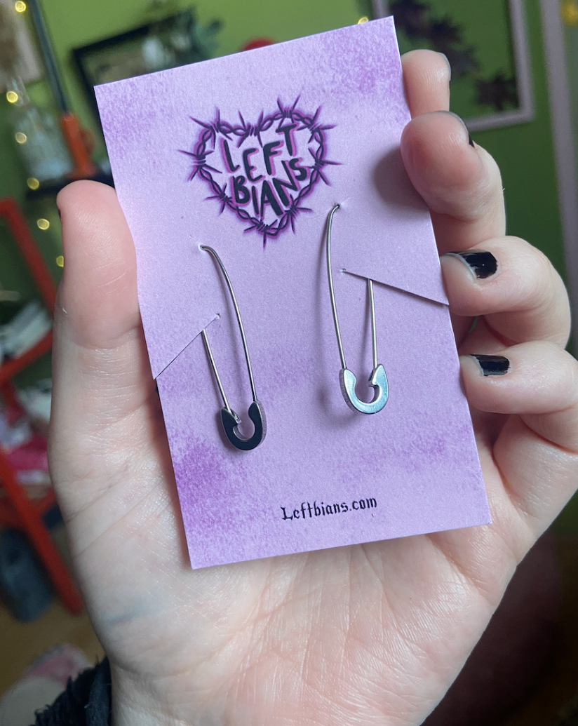 Safety pin earrings silver 