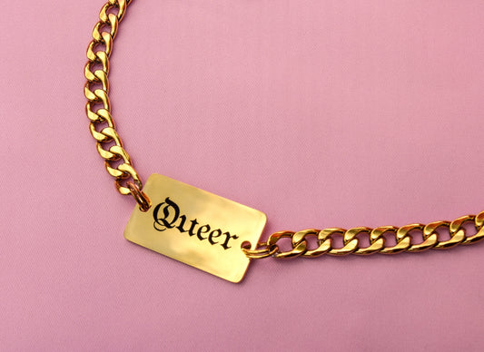 Gold QUEER engraved chunky chain 