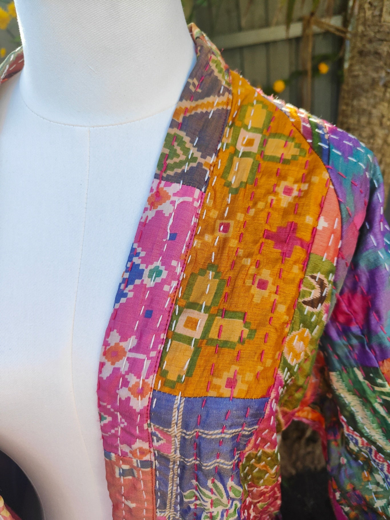 Fiesta kaftan with embroidered back