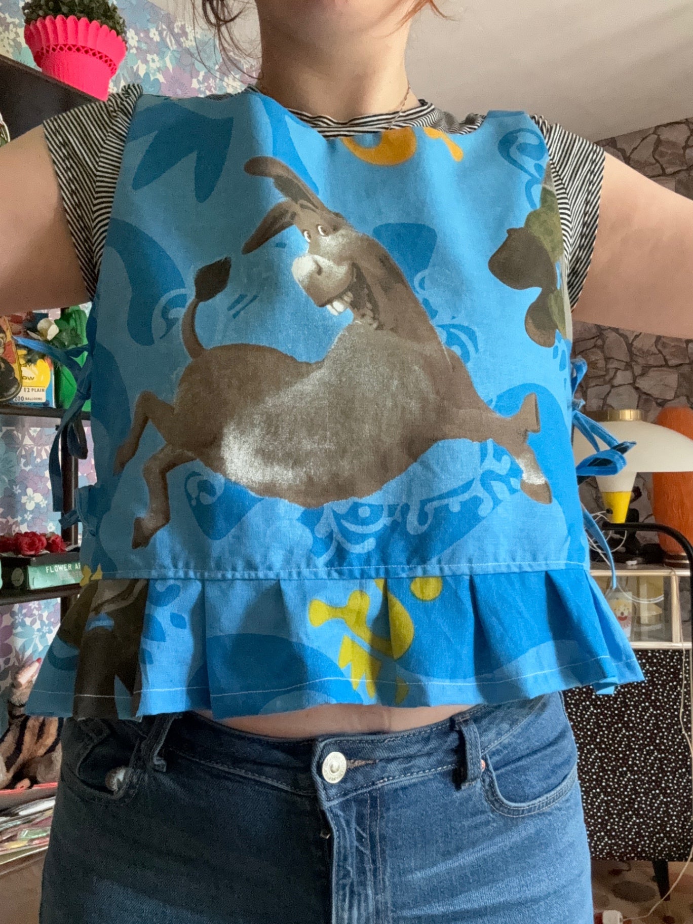 SHREK TIE TOP