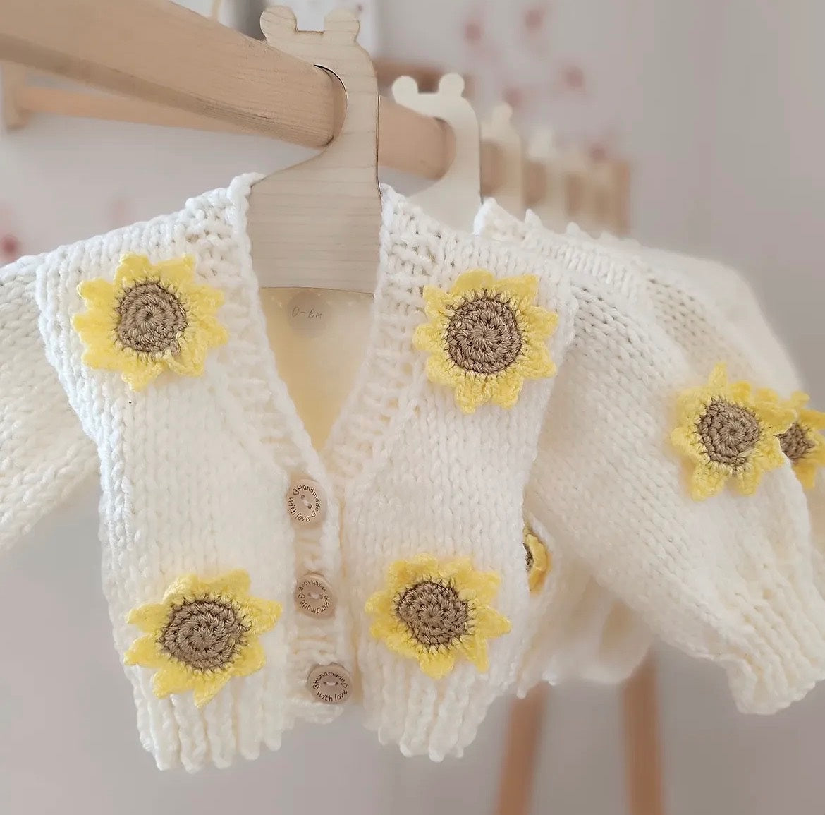2/3yrs Cream Cardigan With Sunflowers