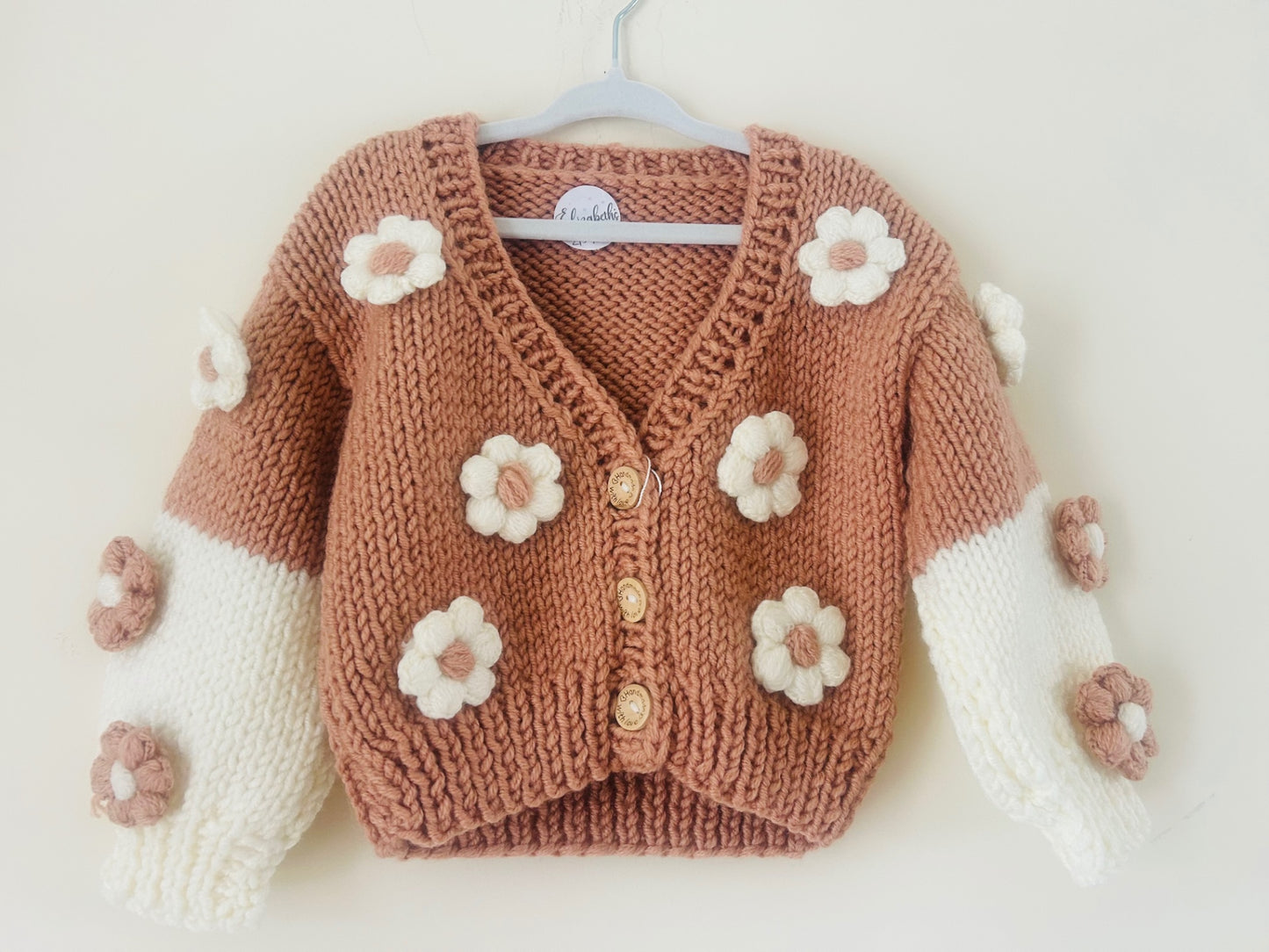 2/3yrs Dark And Cream Pink Cardigan With Pink And Cream Daisies