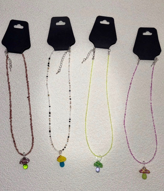Trippy necklace 