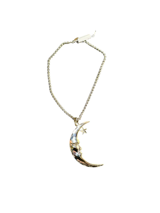 Moon Amulet Necklace Silver