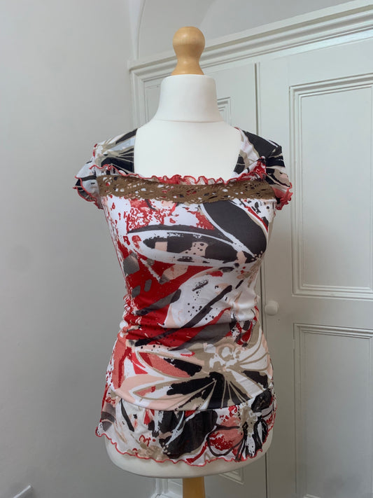 vintage lewinger cream & red top 
