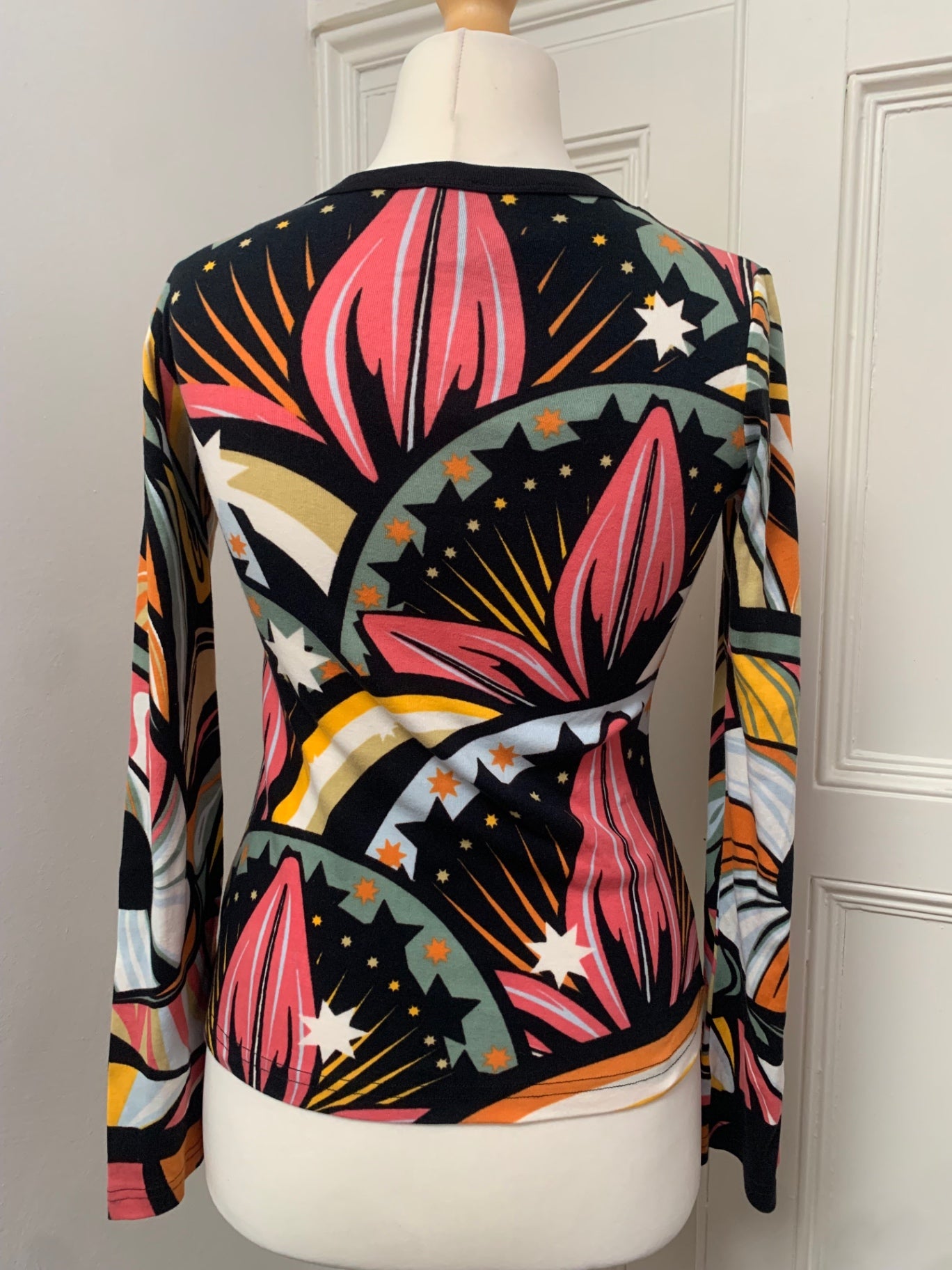 100% cotton vintage hayes graphic top