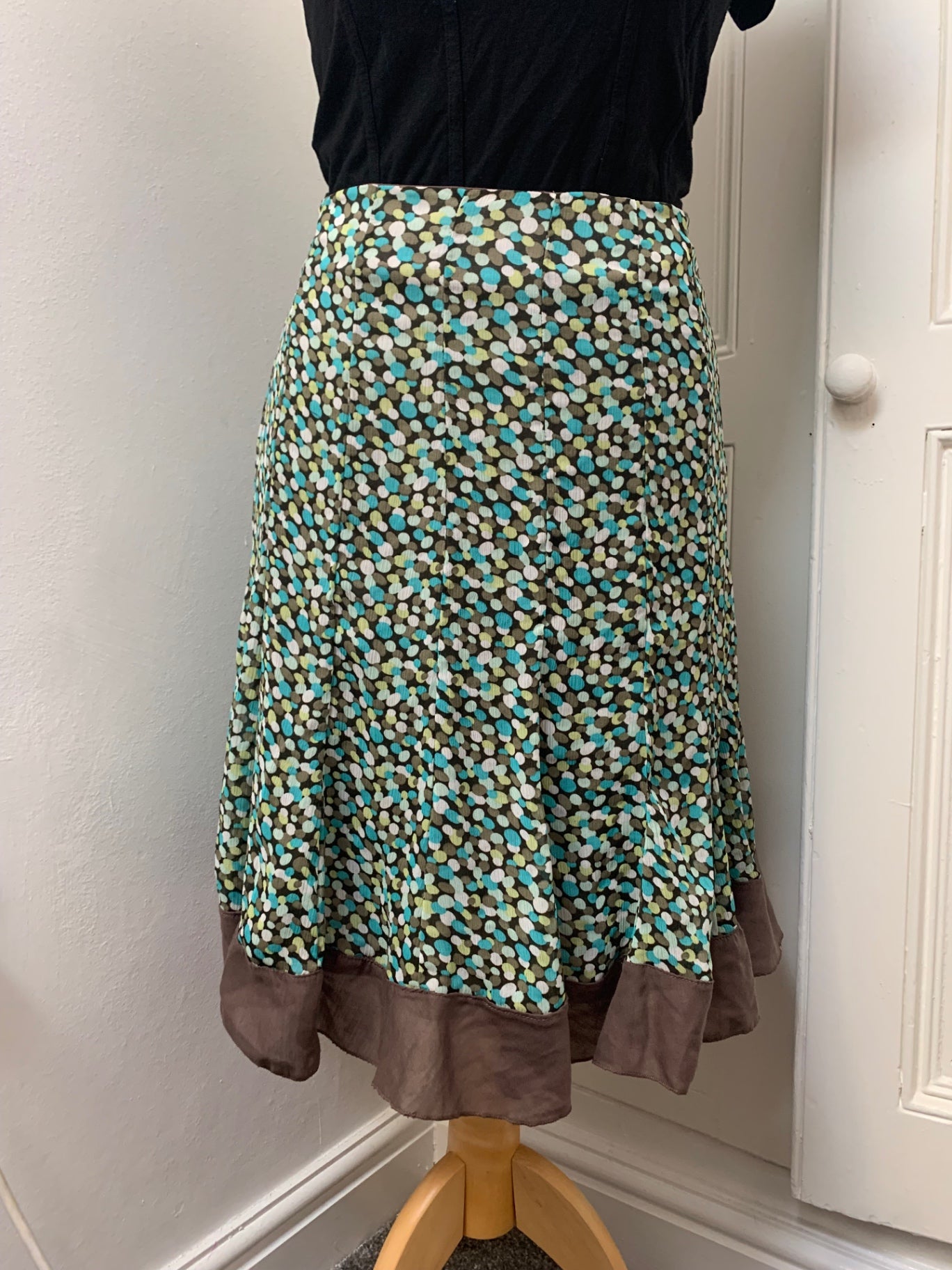green & blue spotted skirt 