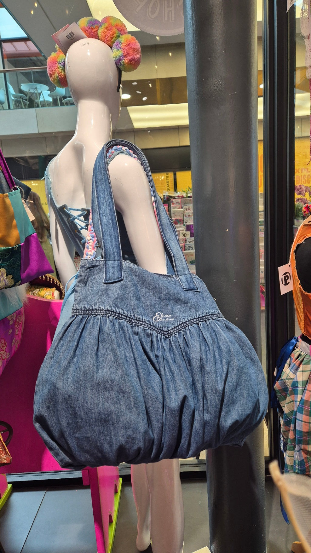 Skirt bag