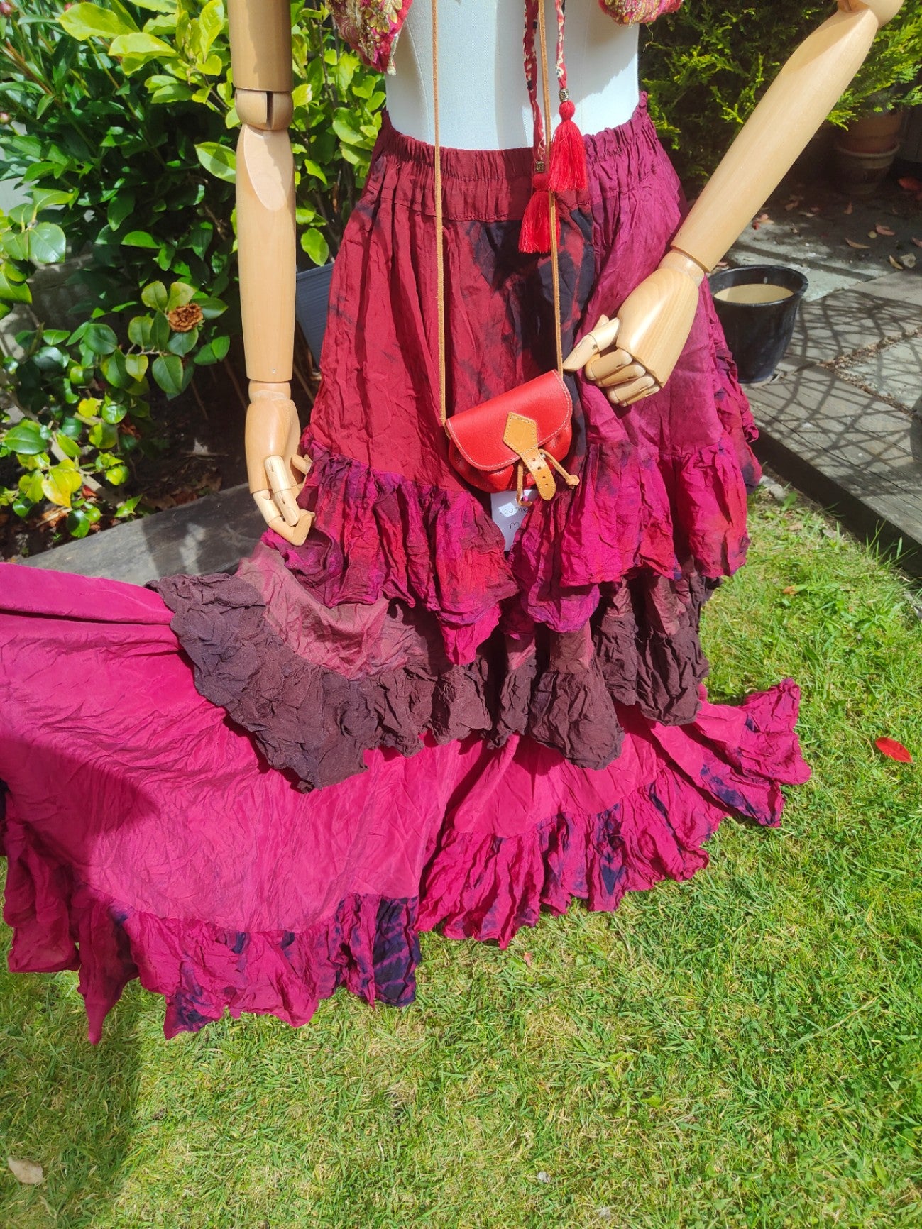 Wanderlust maxi skirt - tiered tie dye - Red pink 