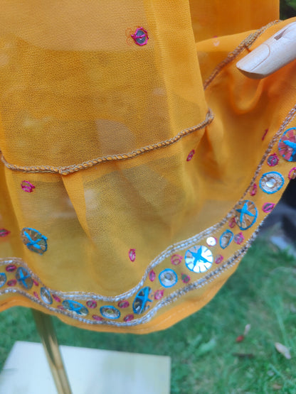 Boho sari beach skirt - yellow 