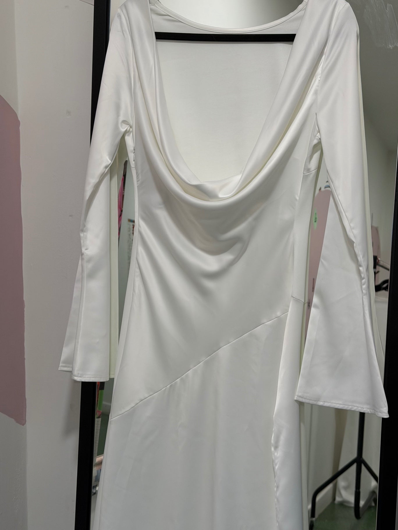 White Hen Do Fishtail Dress Size Large