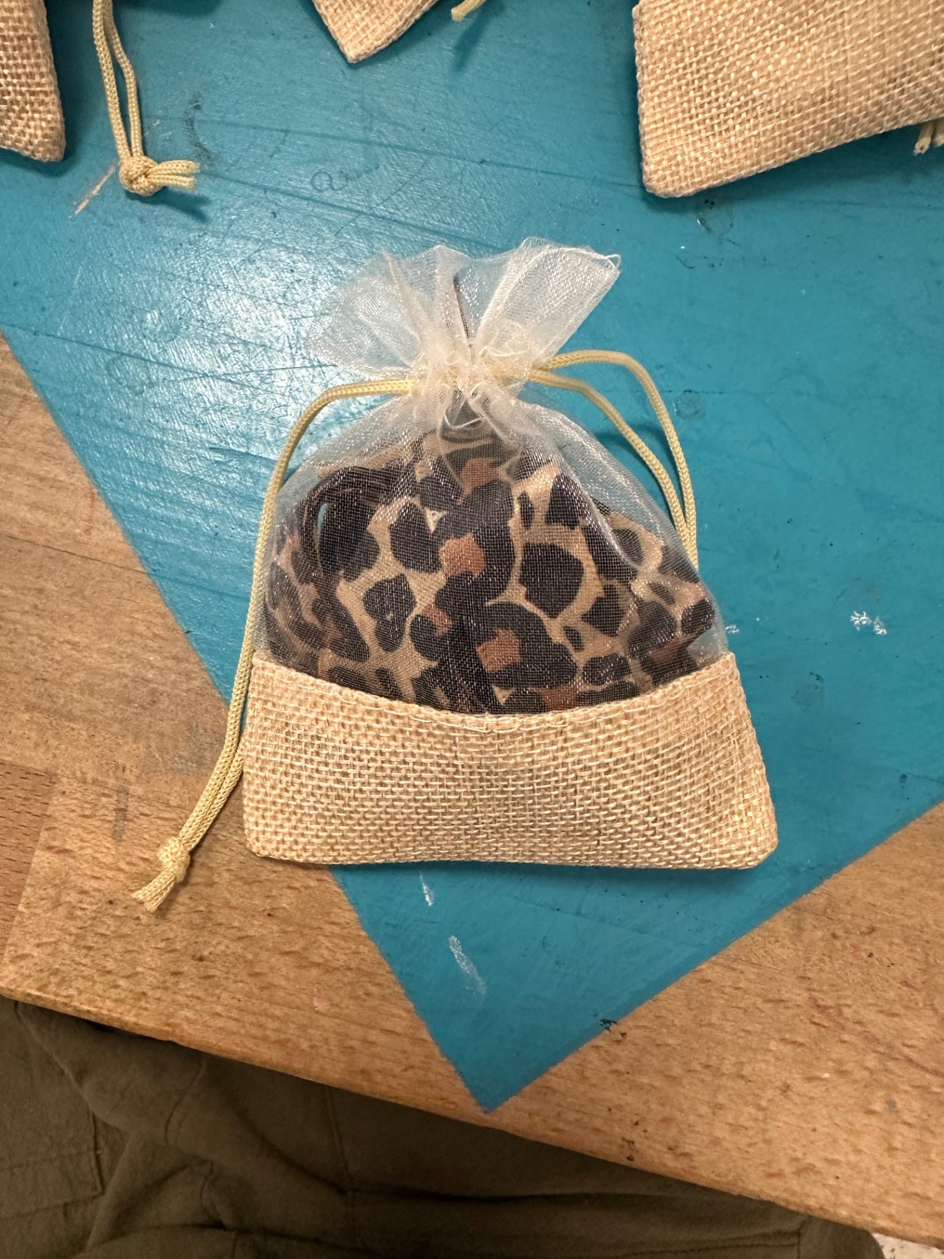 Leopard print satin shoelaces