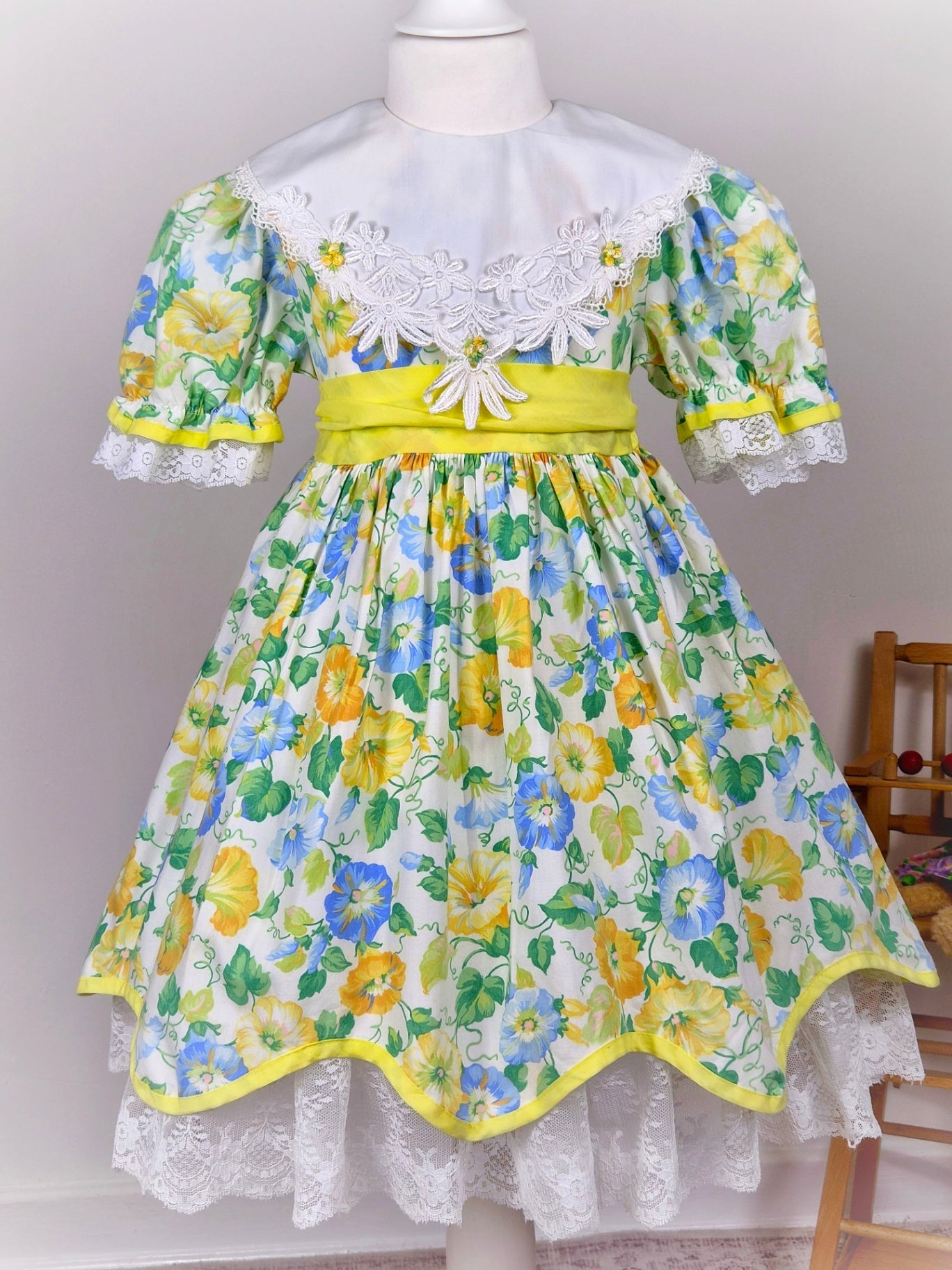 4-5 years, vintage floral dress
