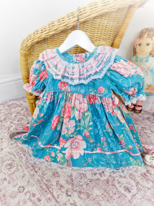 Vintage Petit Amour