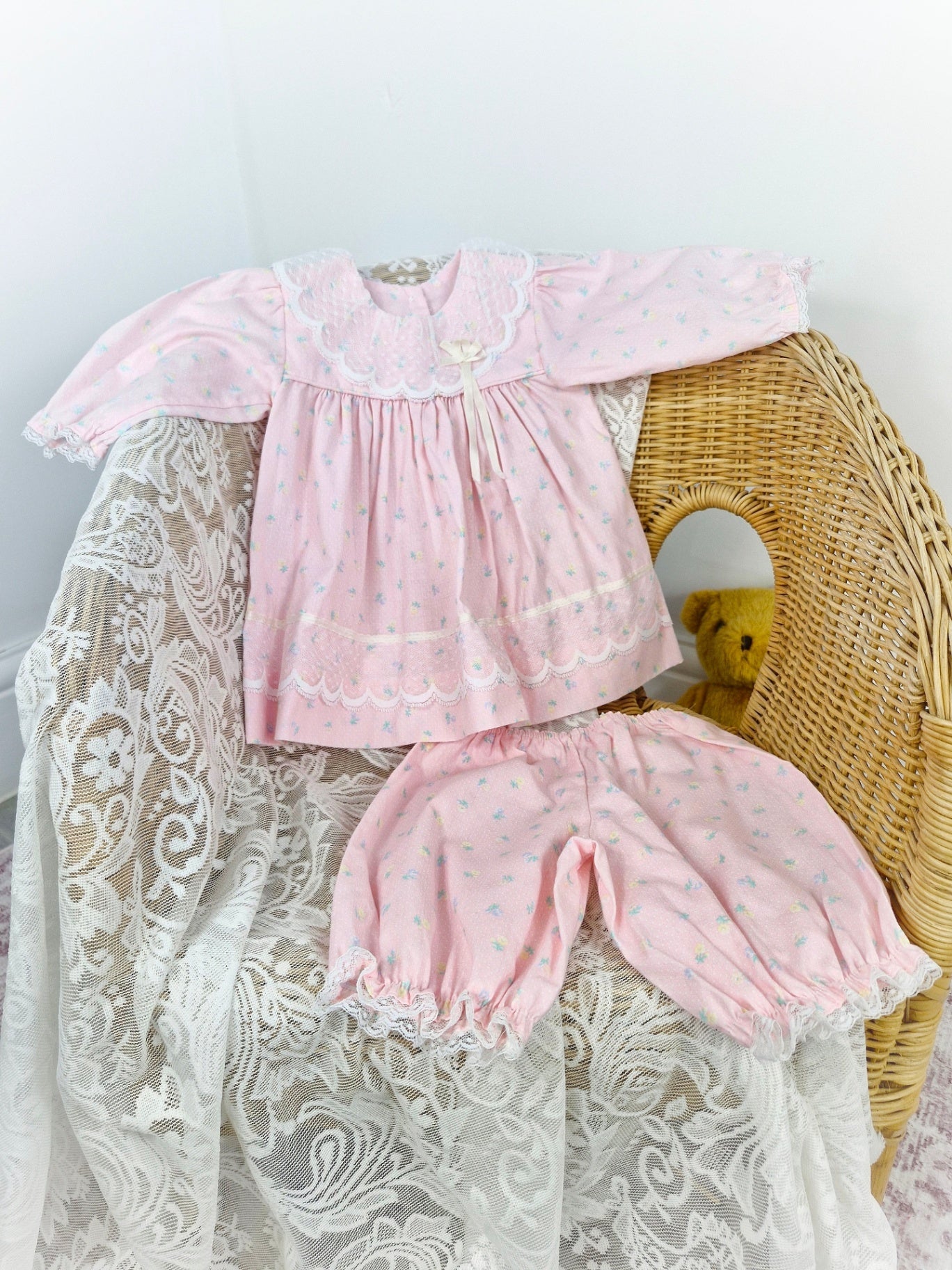 Two piece vintage Alexis set