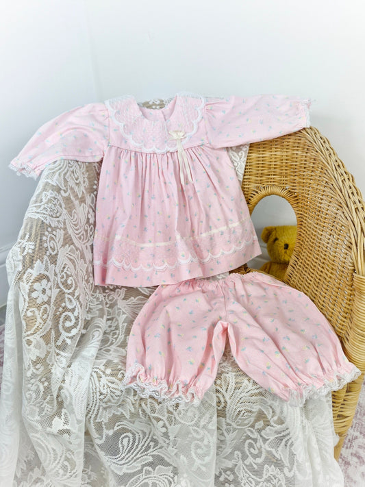 Two piece vintage Alexis set