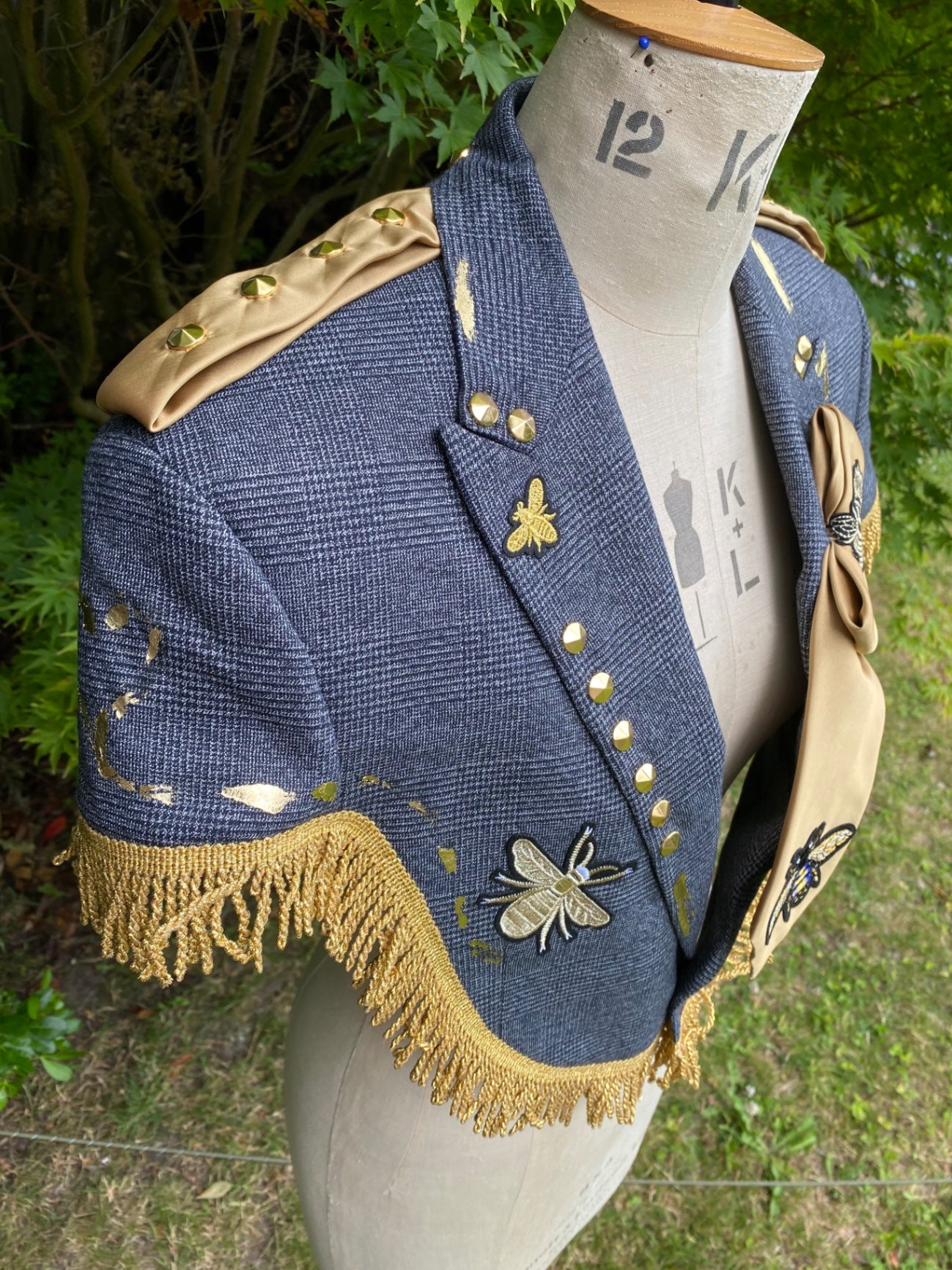 Bee cropped blazer cape