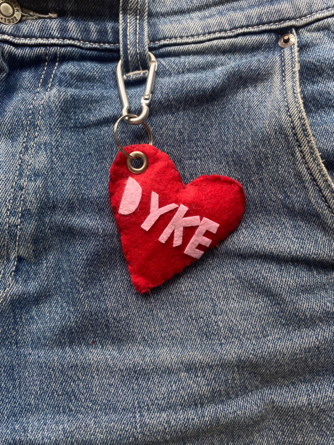 Red Heart DYKE Keyring