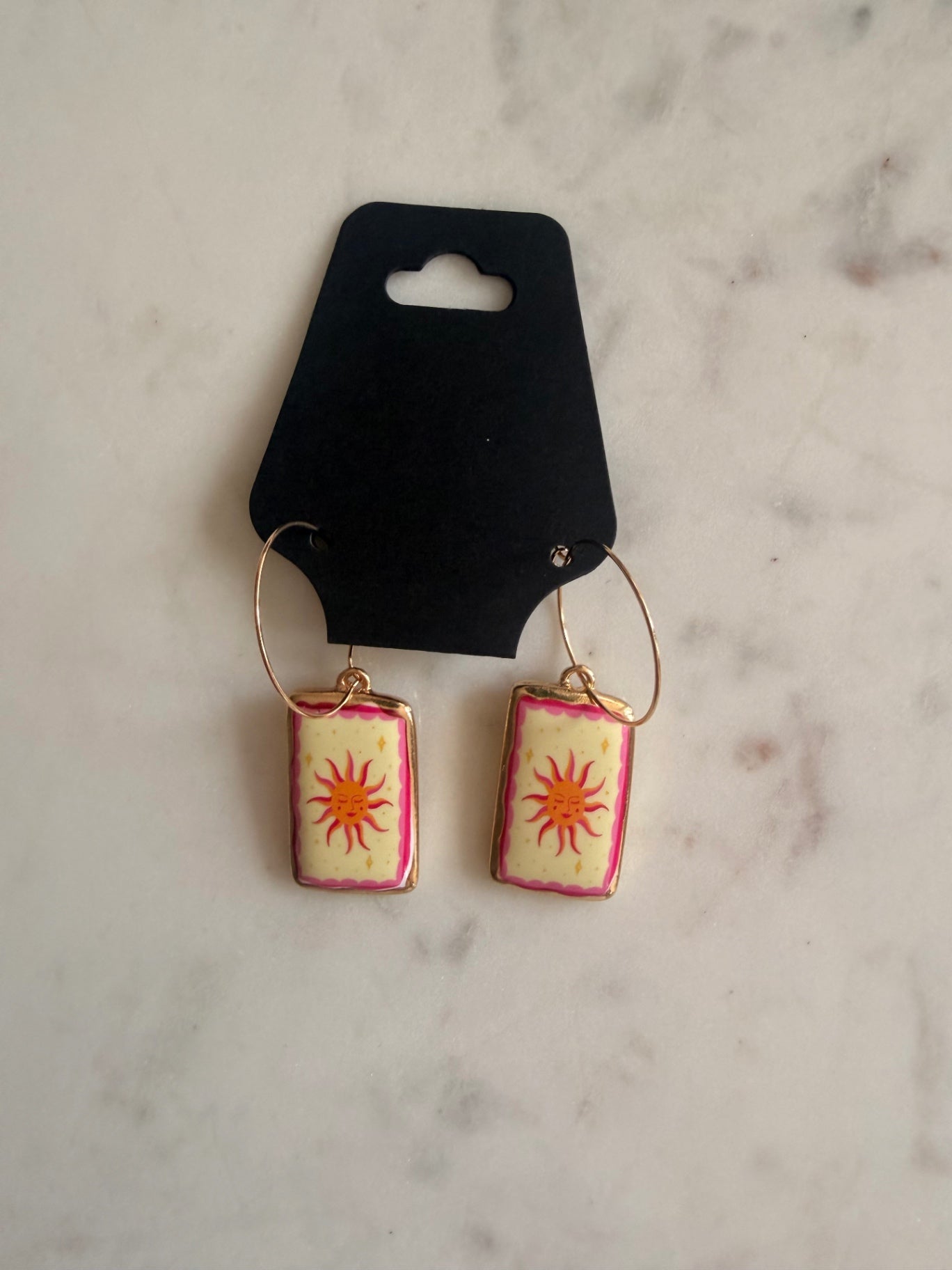 Sun motif 