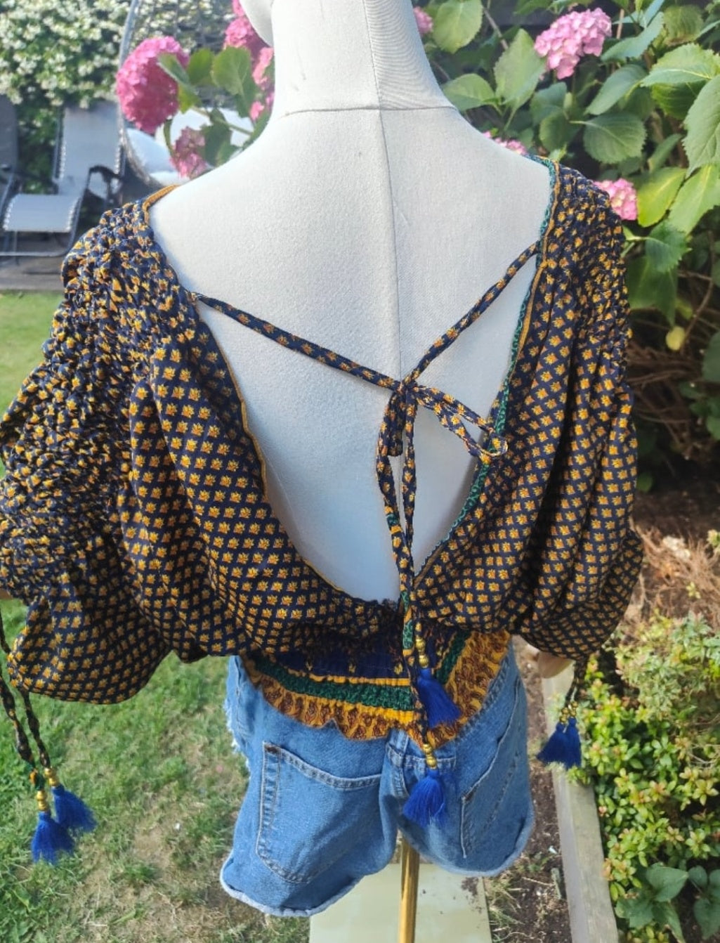 Es Cana Grecian Top - Blue/Yellow