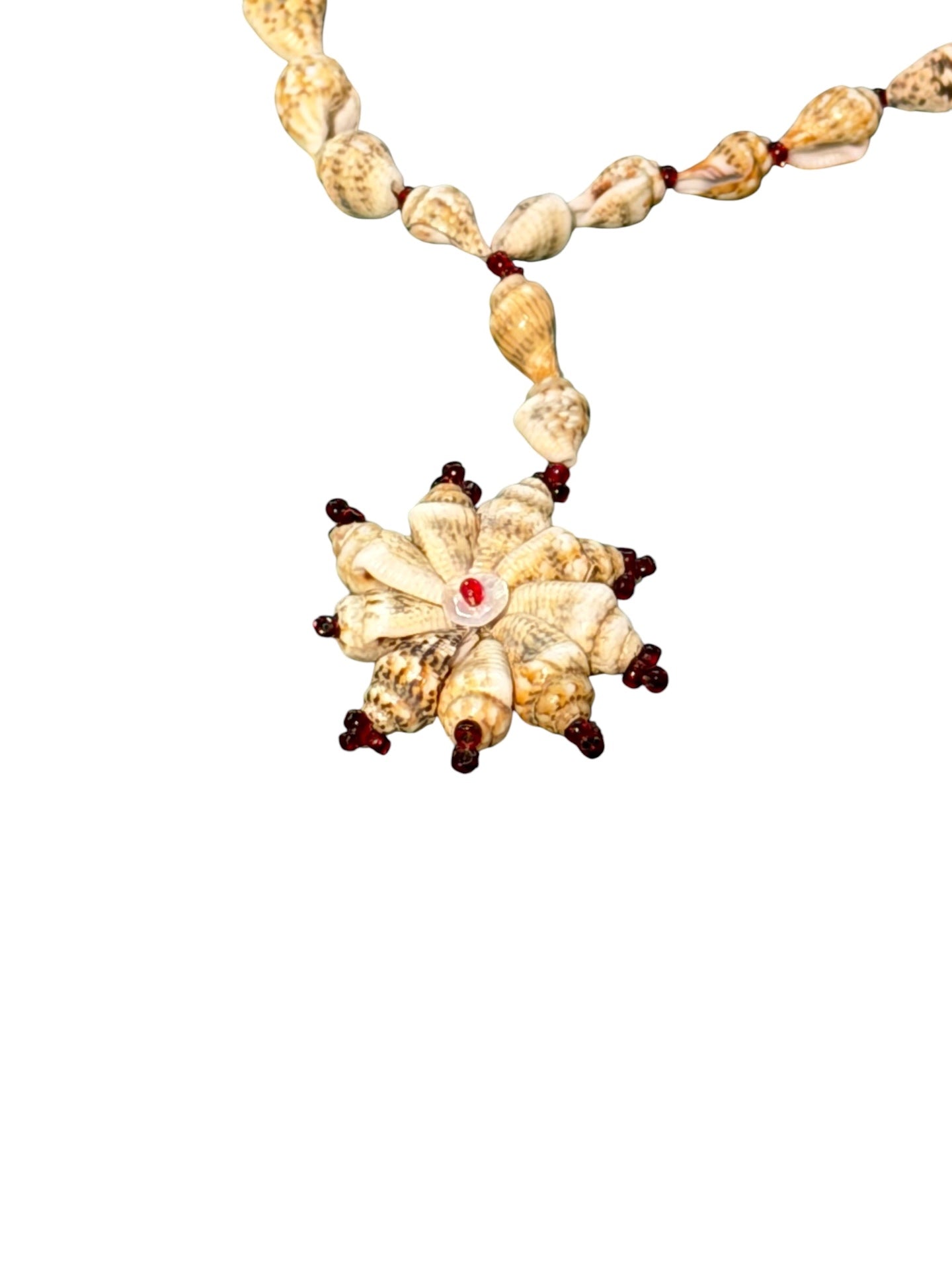 Vintage Shell Flower Necklace 