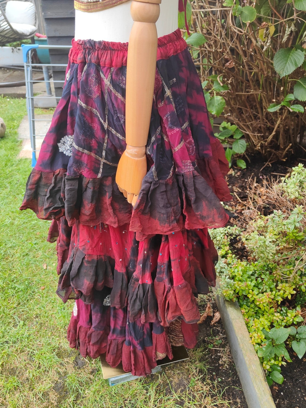 Wanderlust maxi tired skirt -Red