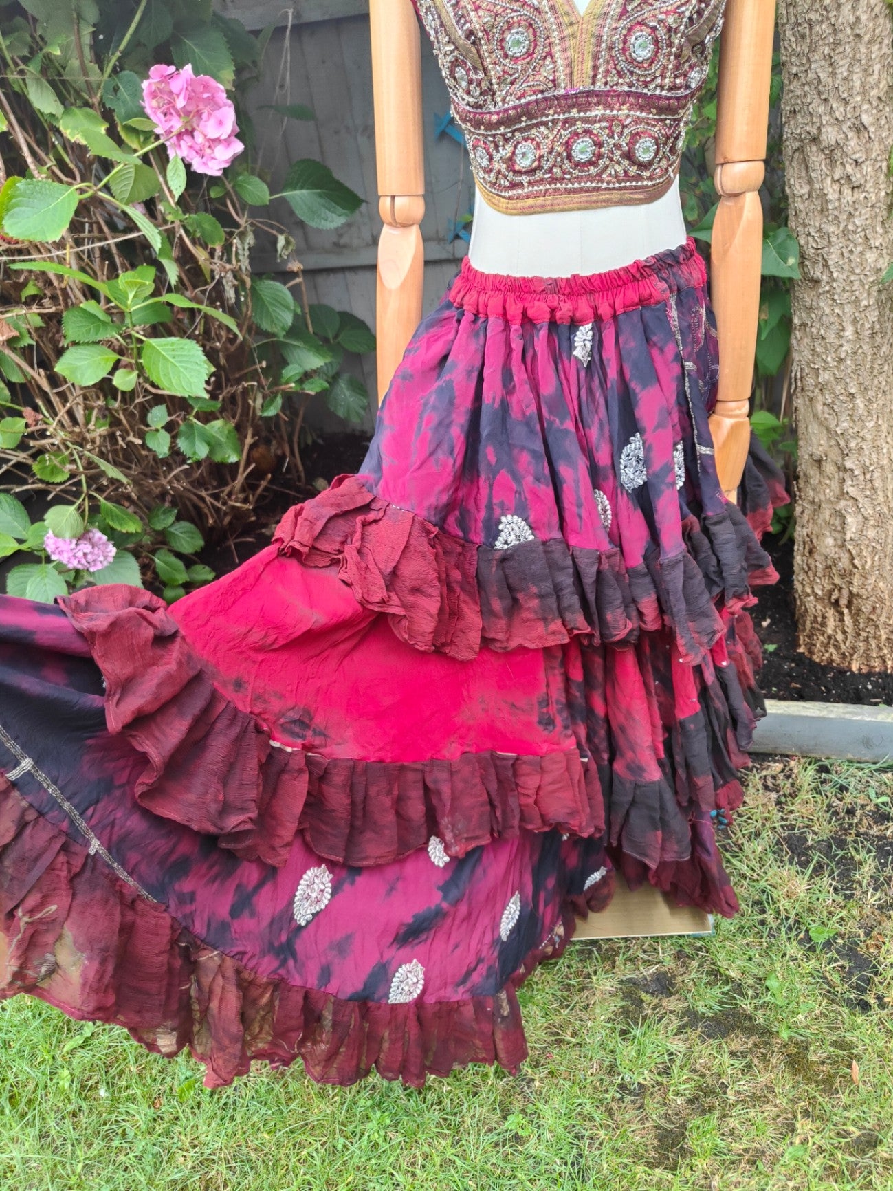 Wanderlust maxi tired skirt -Red