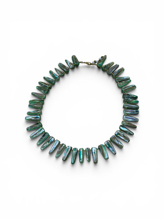 Vintage Green Bead Necklace 