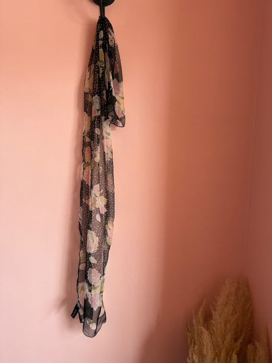 Preloved floral scarf 