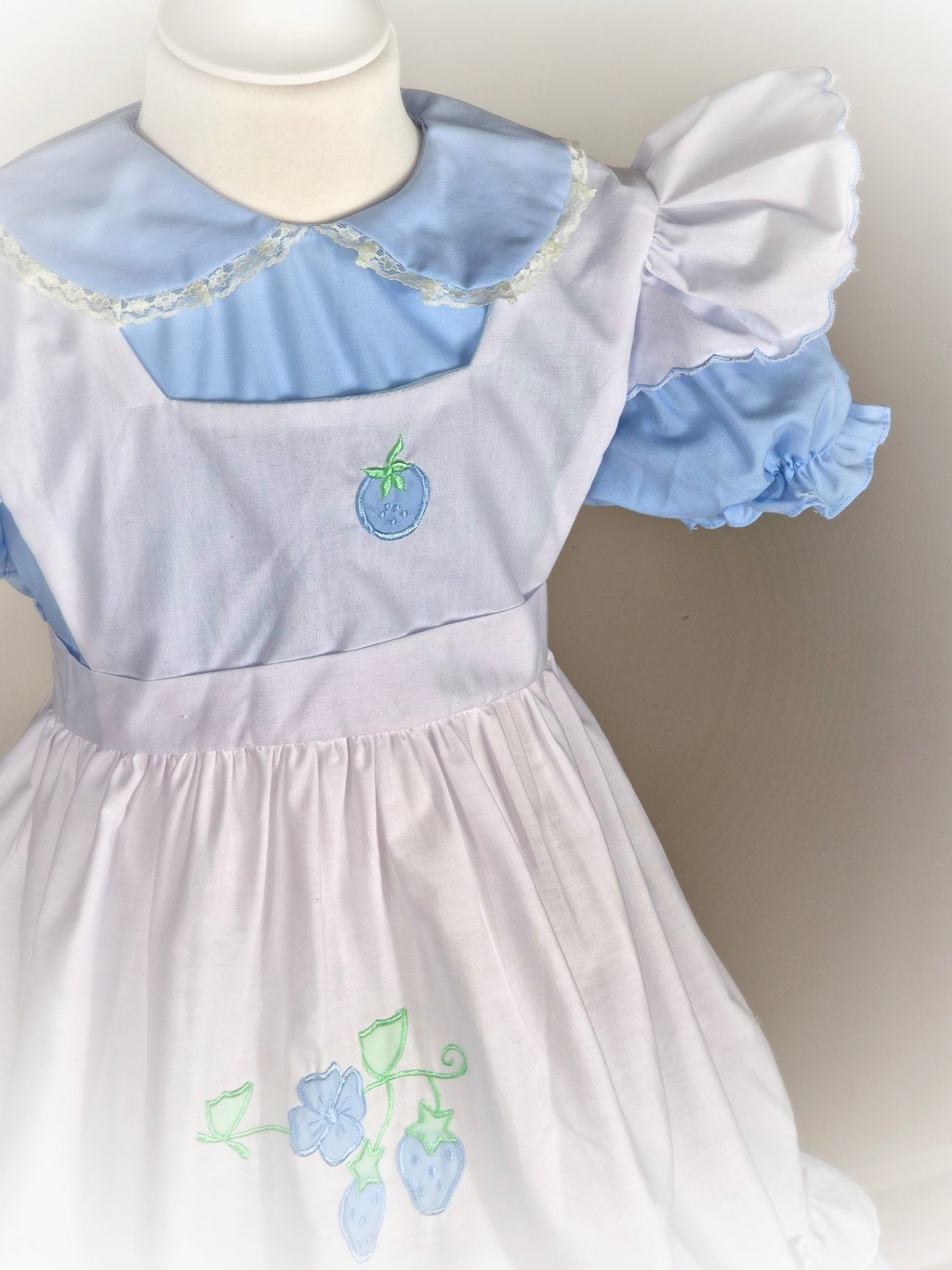 Vintage "Hug me" dress