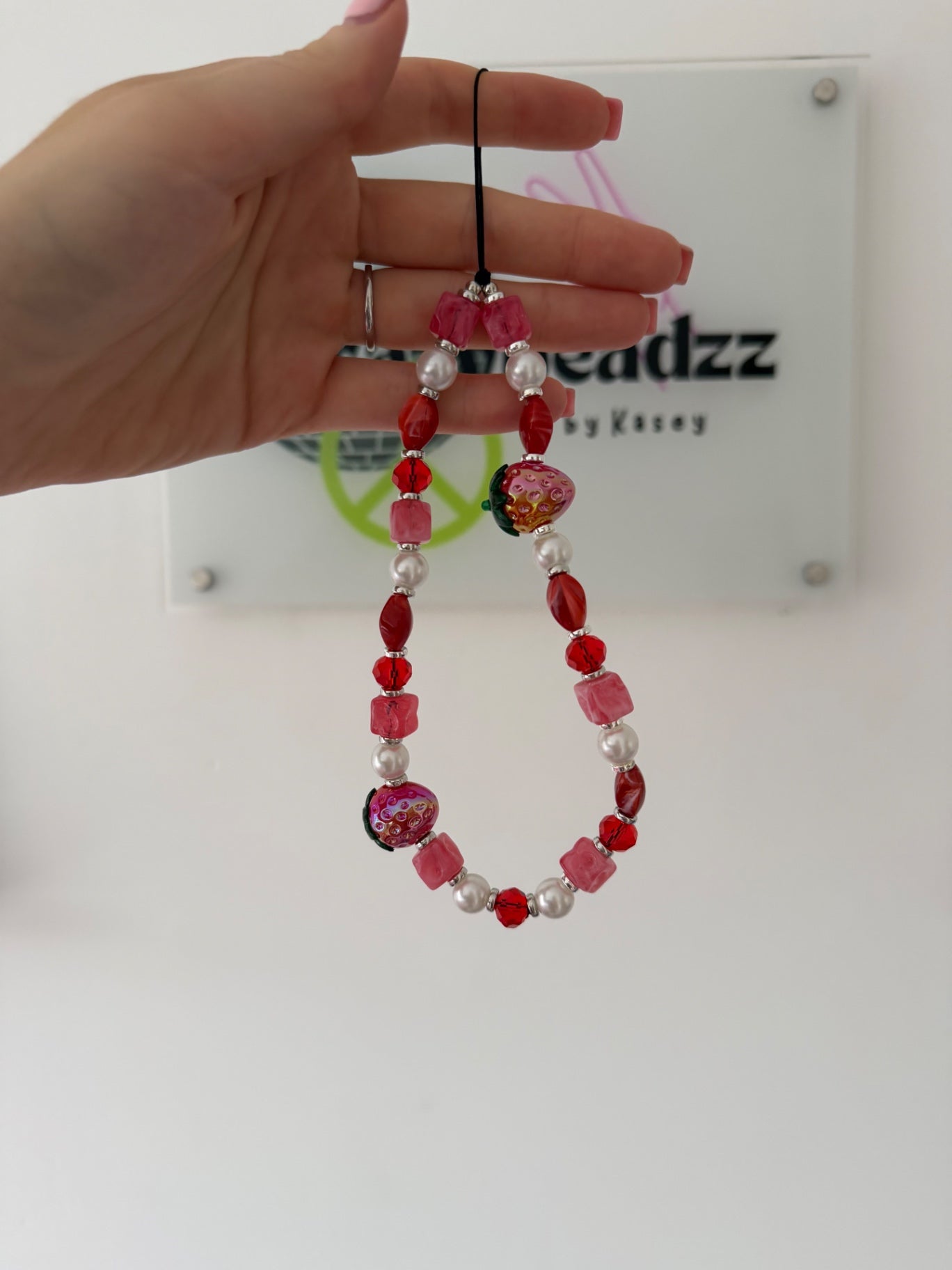 ‘Strawberry jam’ phone charm