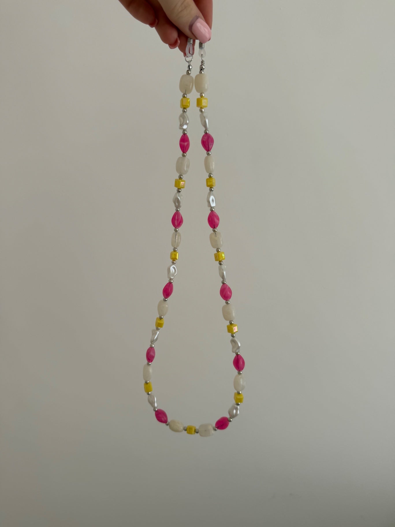 ‘Pink lemonade’ sunglasses strap