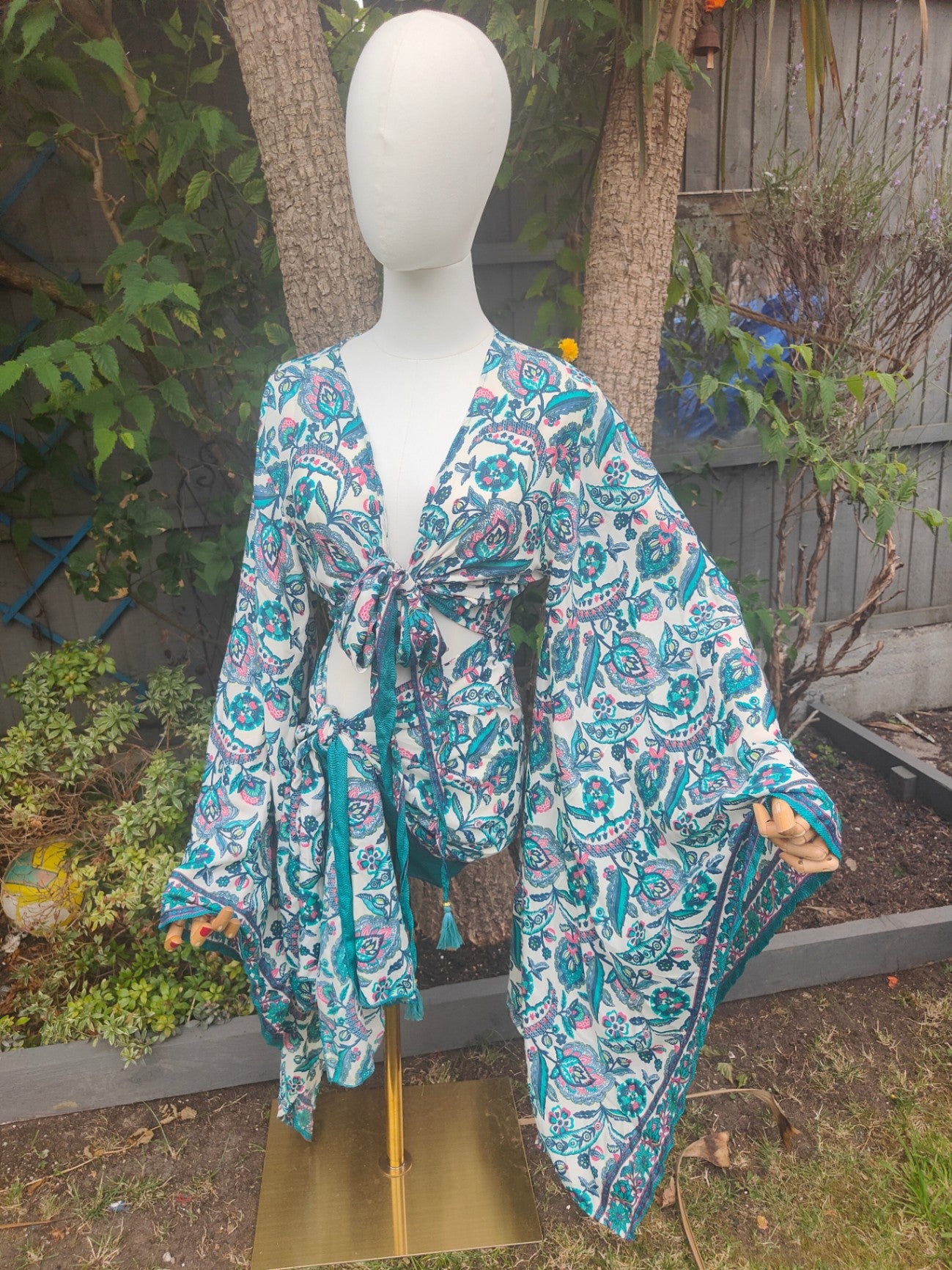 Pefkos co ord set top and sarong scarf -